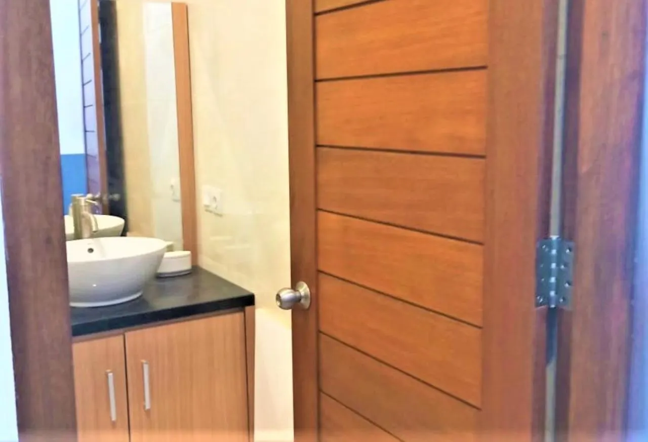 **  فندق Nyuh Gading 64 سمينياك إندونيسيا